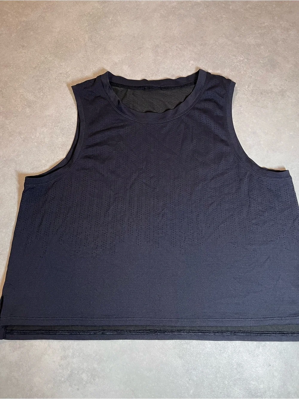 Lululemon Breeze black Lightweight Mesh Tank. Sz 10. Athletic - Picture 3 of 7